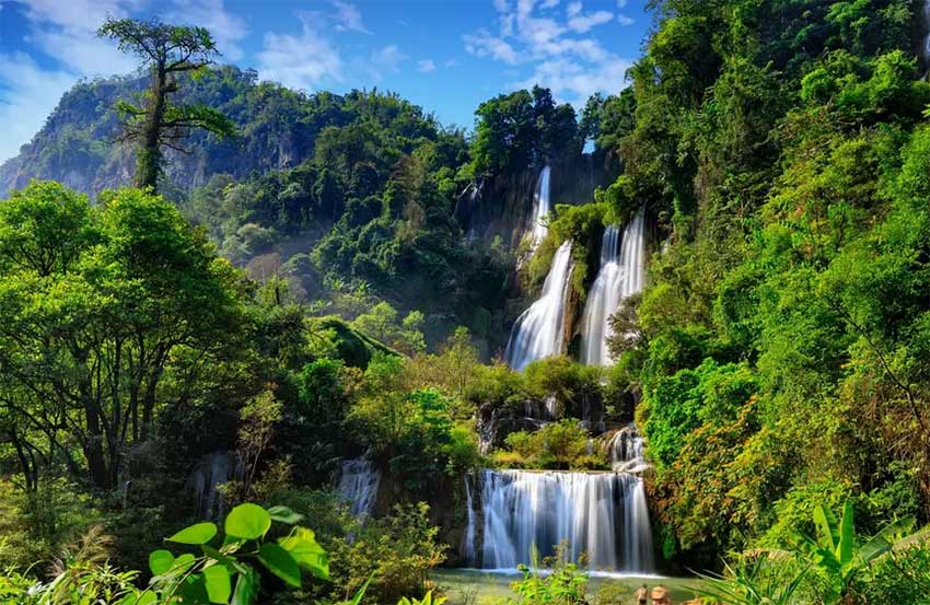 آبشار اومفانگ تی لر سو، تایلند